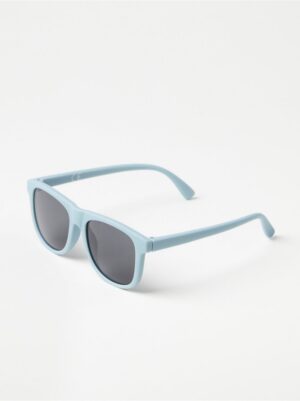 Sunglasses with matte finish - 8307795-7682