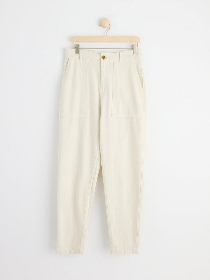 Pantalone – Tapered trousers with big pockets