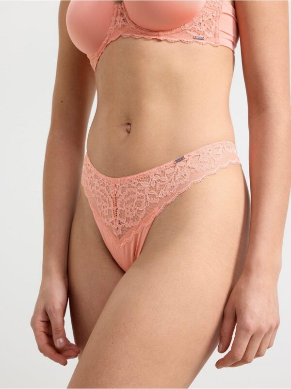 Thong low waist with lace - 8504484-2846