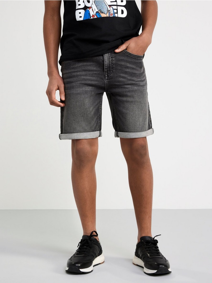 Sorts – STAFFAN Straight regular waist super stretch shorts