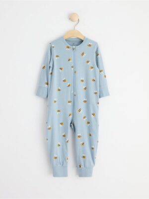 Pyjamas with bumblebees - 8552697-7954