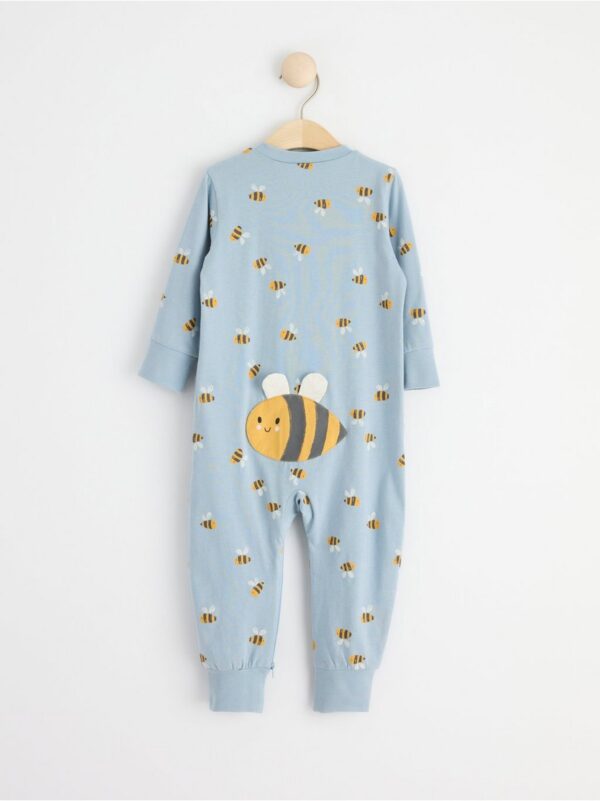 Pyjamas with bumblebees - 8552697-7954