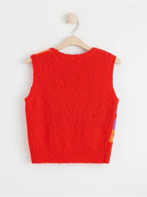 Knitted vest with pattern - 8557927-6787