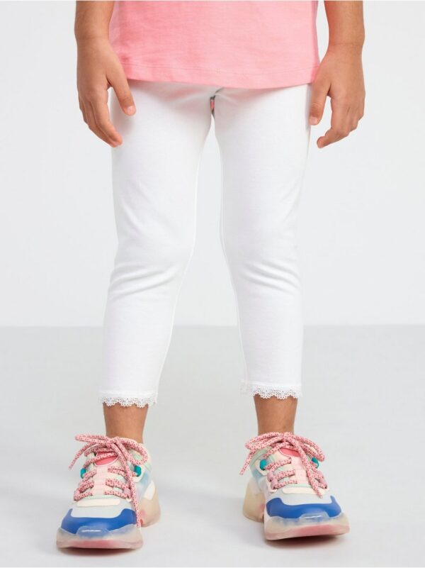 Capri leggings with lace trim - 8543404-325