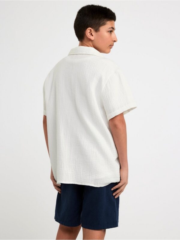 Short sleeved shirt in crinkled cotton - 8547077-300