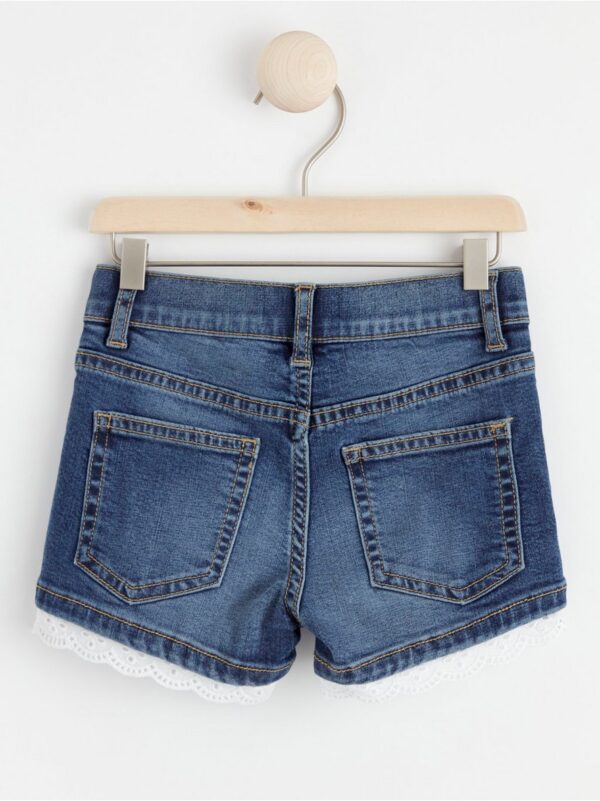 SARA Slim regular waist jeans shorts with lace - 8547084-790