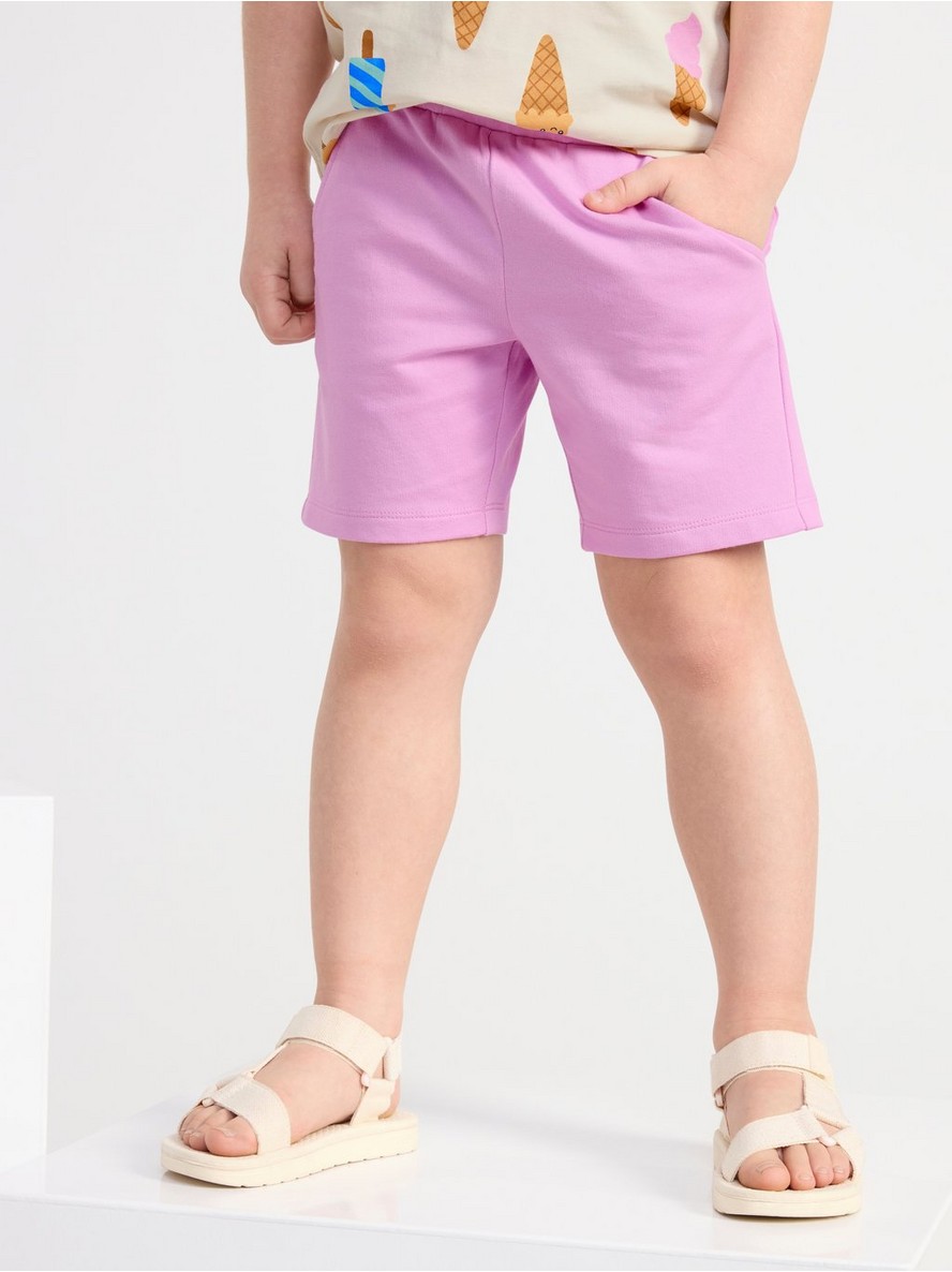 Sorts – Shorts with adjustable waist and pockets