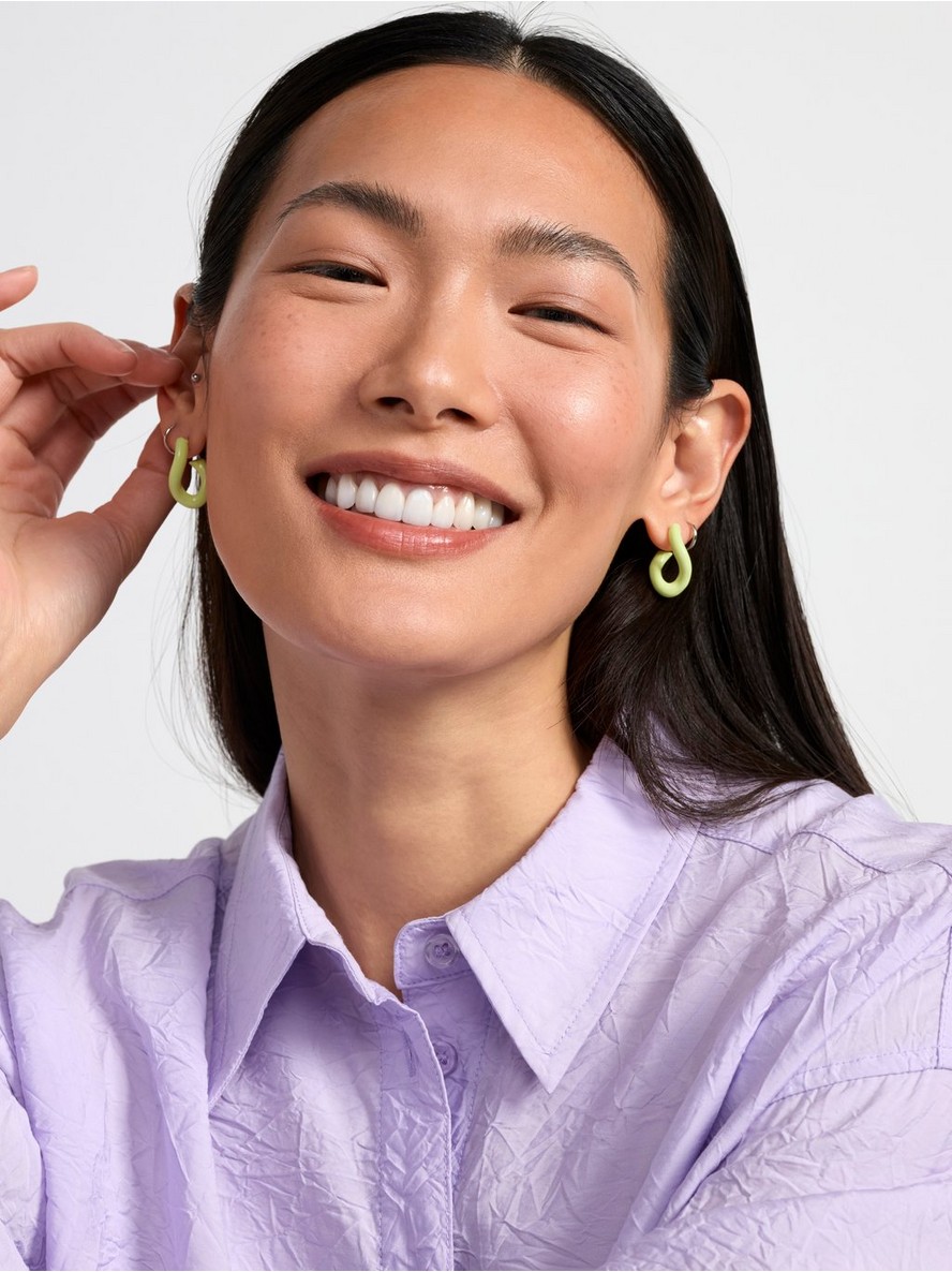 Mindjuse – Irregular hoop earrings