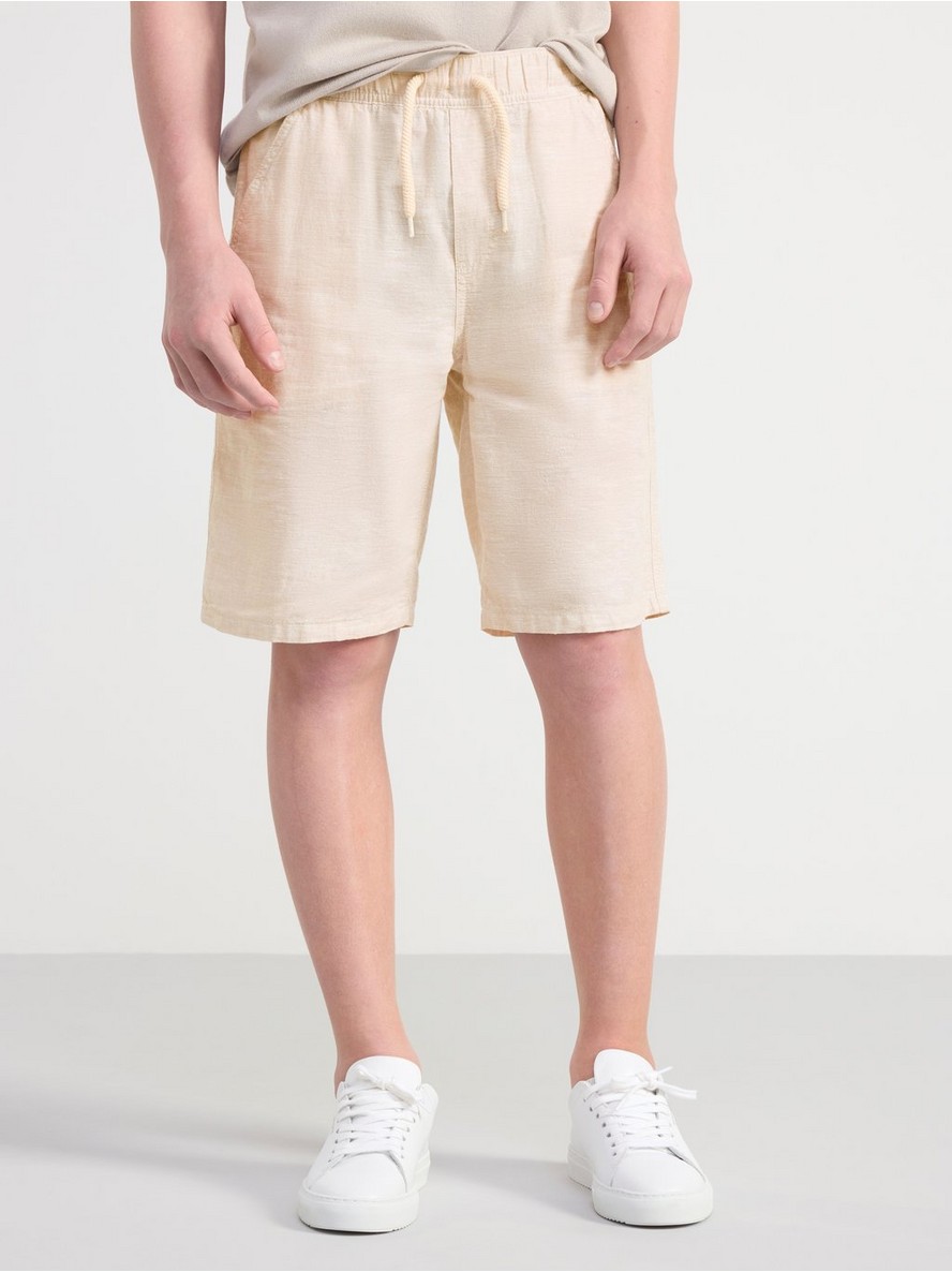 Sorts – VILGOT Wide regular waist linen blend shorts