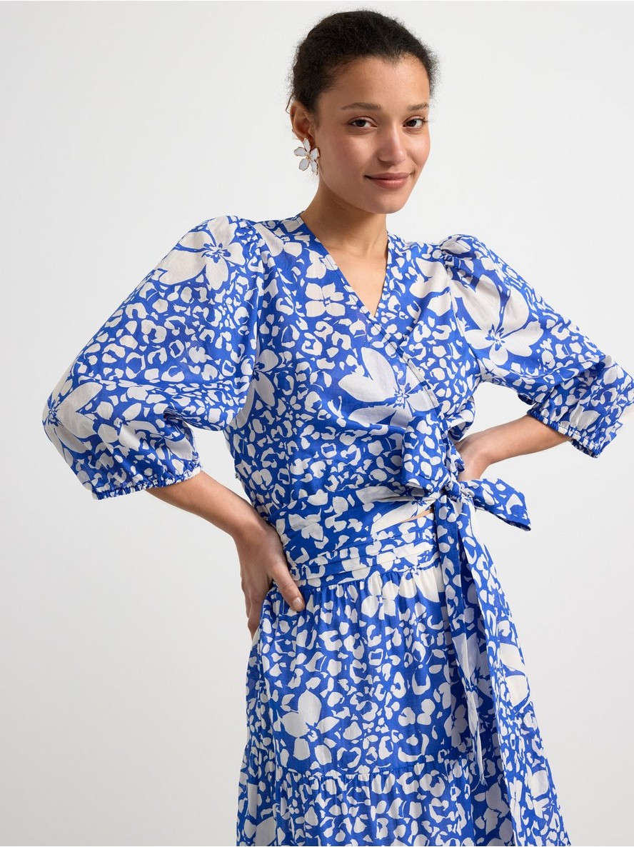 Bluza – Patterned puff sleeve wrap blouse