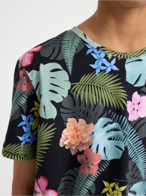 Regular t-shirt with tropical print - 8562852-80