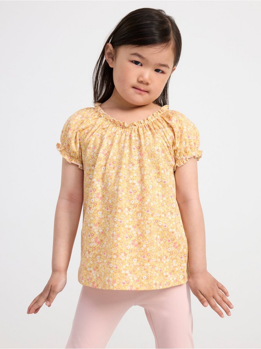 Majica – Short sleeve top with flowers