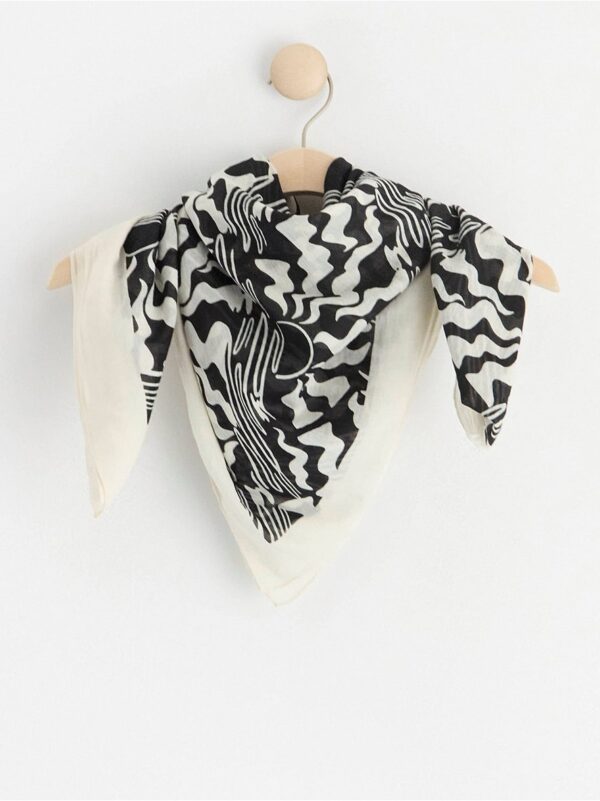Patterned scarf - 8590872-80