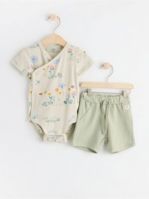 Set with wrap bodysuit and shorts - 8590873-1110