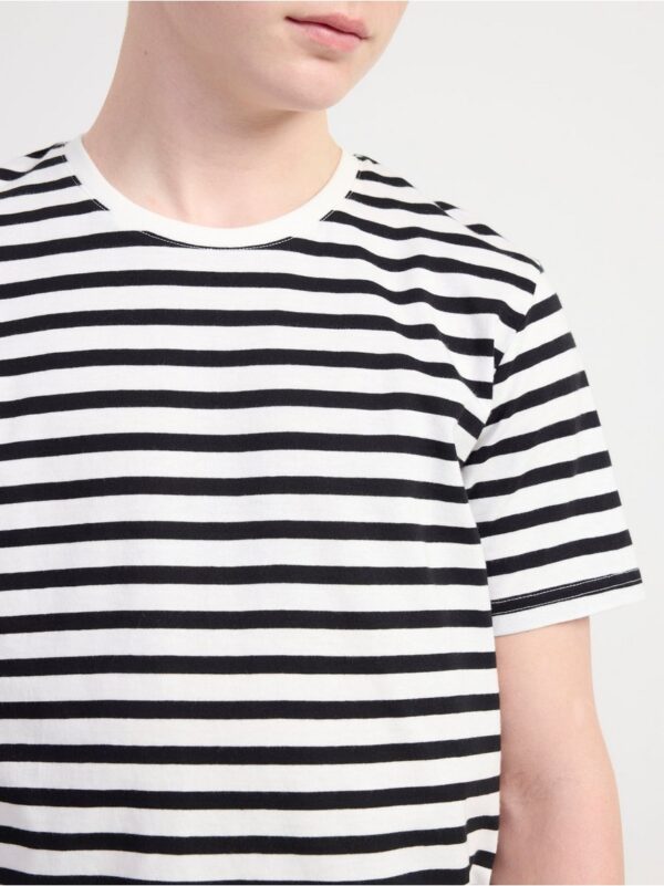 Striped t-shirt - 8605596-300