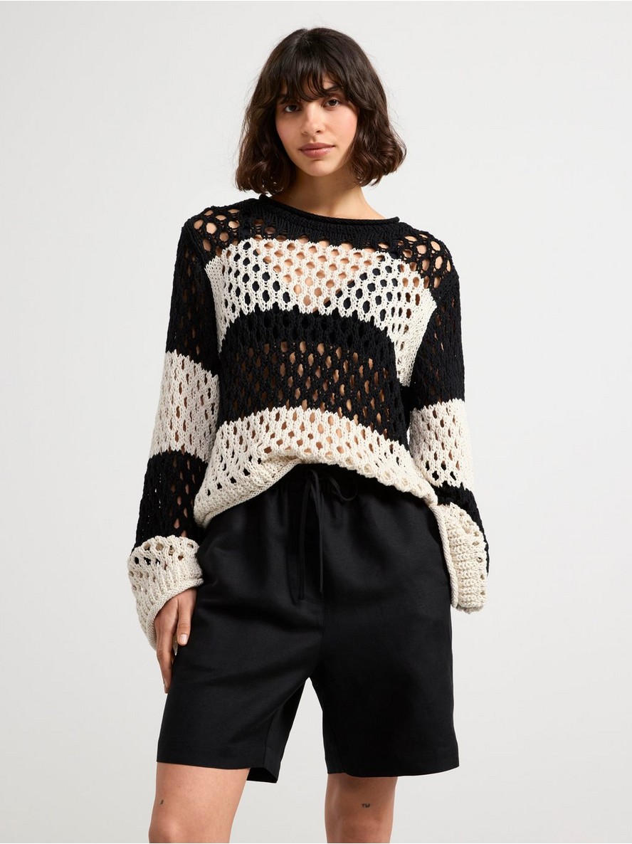 Dzemper – Long sleeve hole knitted jumper
