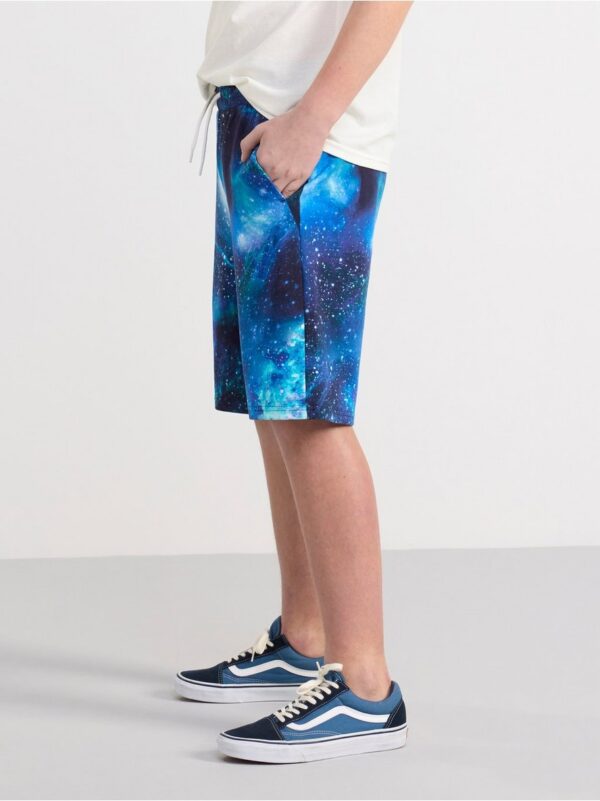 Printed jersey shorts - 8635453-2150