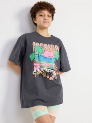 Oversized t-shirt with print - 8596283-8637