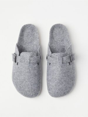 Felt slippers - 8582448-7195
