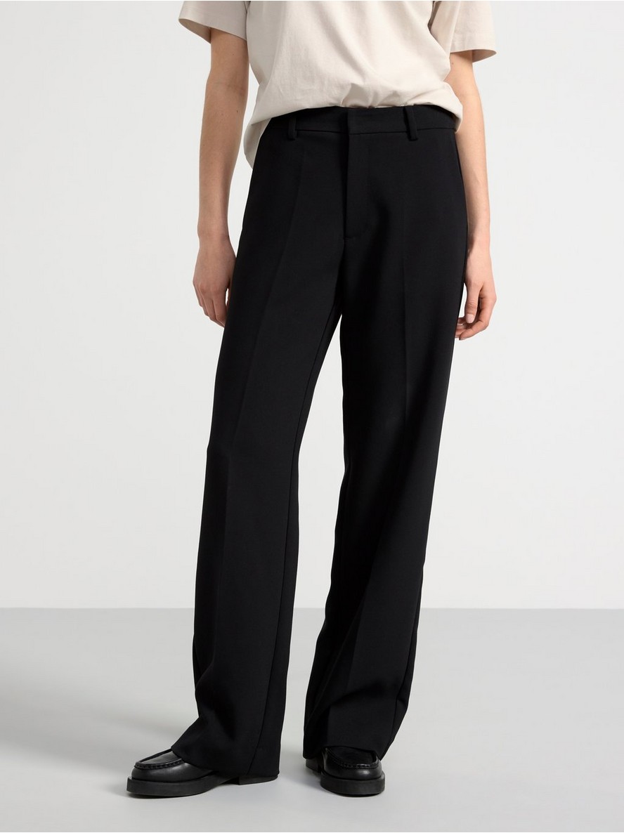 Pantalone – Straight trousers with a regular waist
