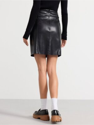 Mini skirt in imitation leather - 8613879-80