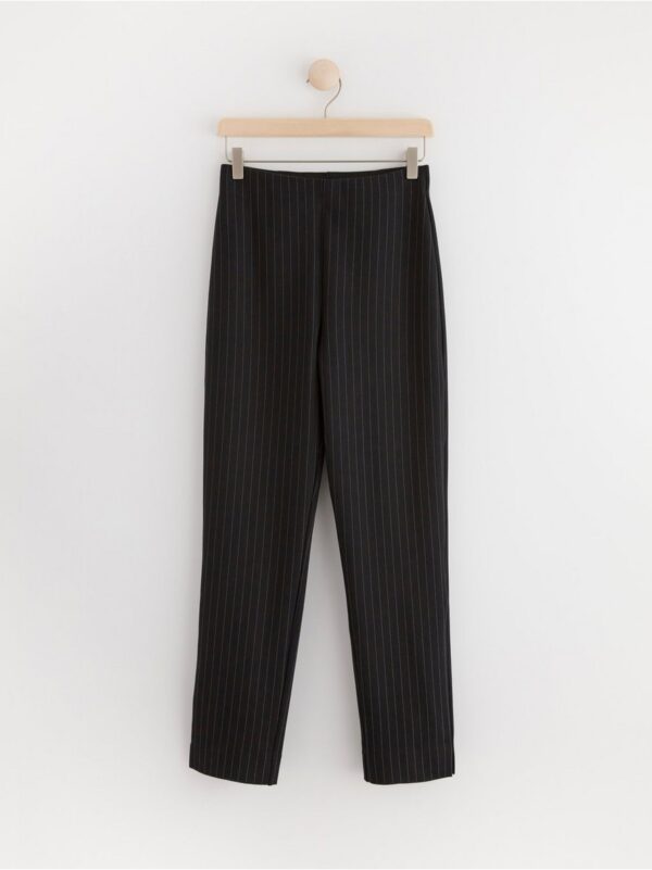 High waist trousers in stretchy jersey - 8630869-80