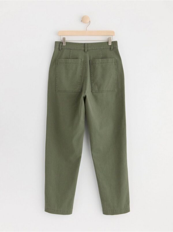 Tapered trousers with large pockets - 8637923-9615