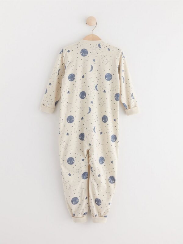 Pyjamas with stars - 8655145-1230