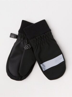 Water repellent mittens with reflective detail - 8599007-80