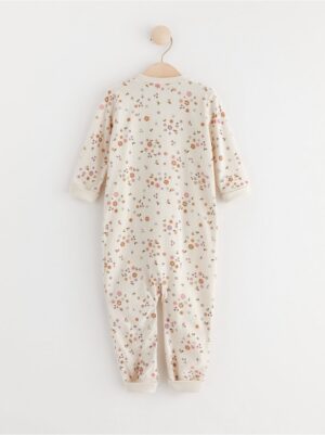 Pyjamas with flowers - 8617680-1230