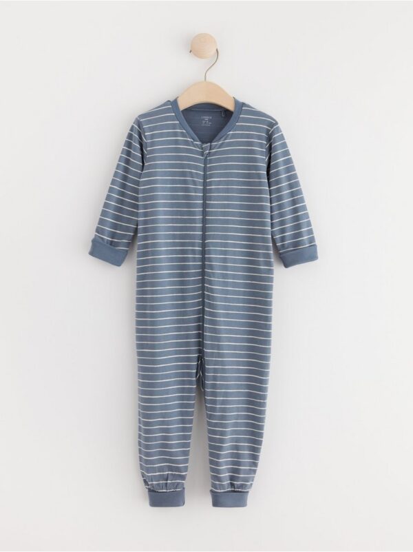 Pyjamas with stripes - 8617681-8419