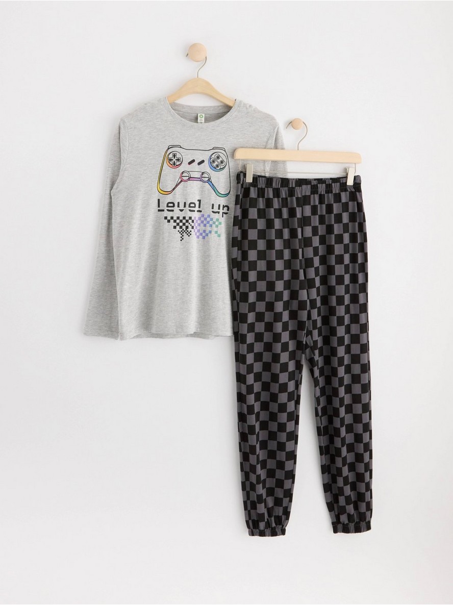 Pidzama – Pyjama set with top and trousers