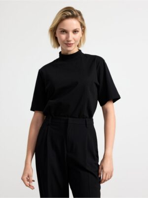 Short sleeve top with mock neck - 8632381-80