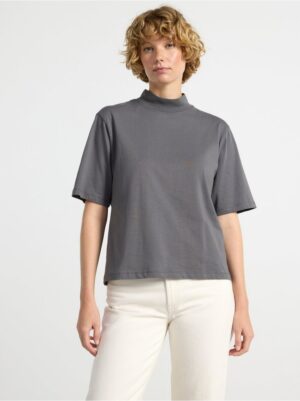 Short sleeve top with mock neck - 8632381-9891