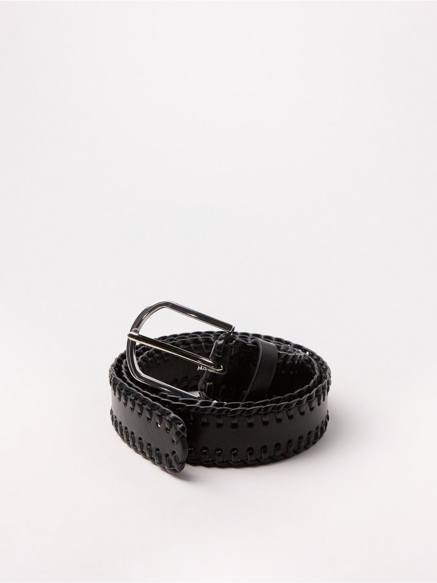 Kais – Belt with stitch detail