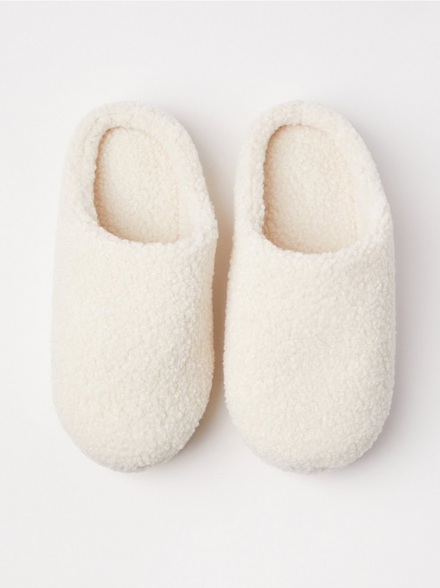 Papuce – Pile slippers