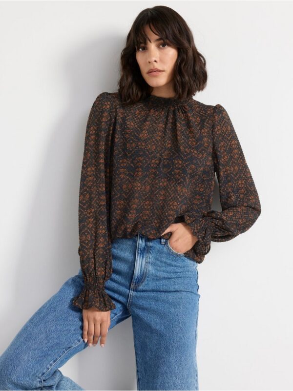 Long sleeve textured blouse with pattern - 8631167-2521