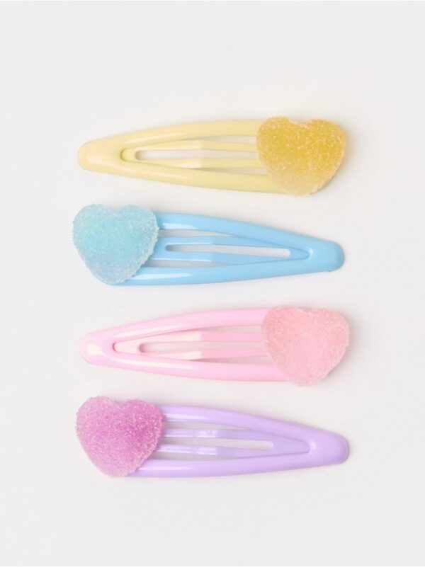 Hairclips with hearts - 8692929-6729