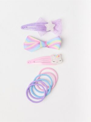 Set with hair clips and hair elastics - 8698146-6665