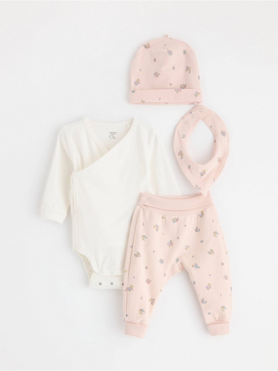 Set garderoba – 4-piece Baby starter kit