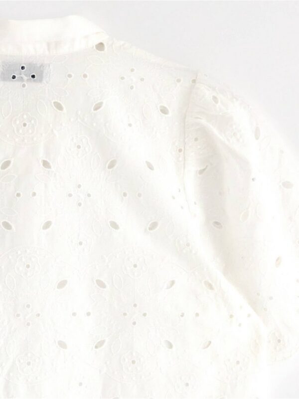 Blouse with broderie anglaise - 3000230-70