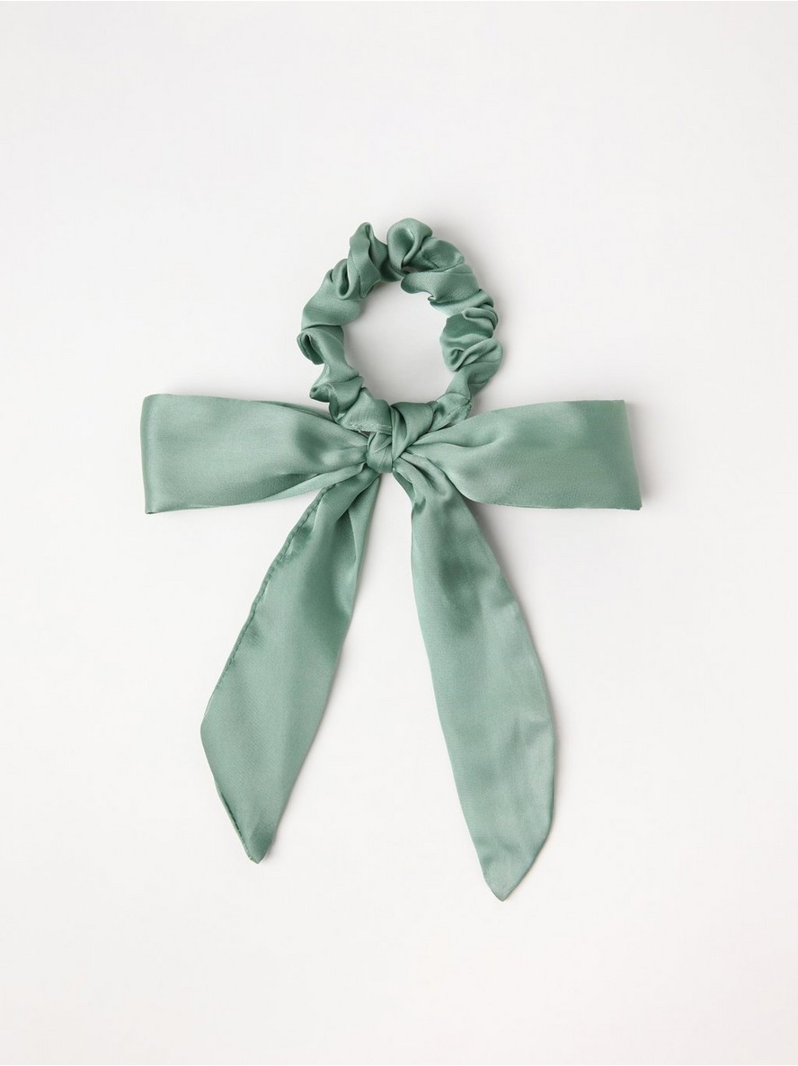 Gumica za kosu – Scrunchie with bow