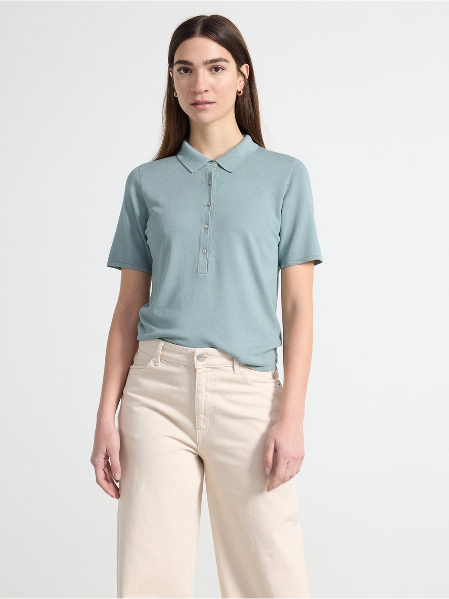 Dzemper – Fine-knitted top with collar