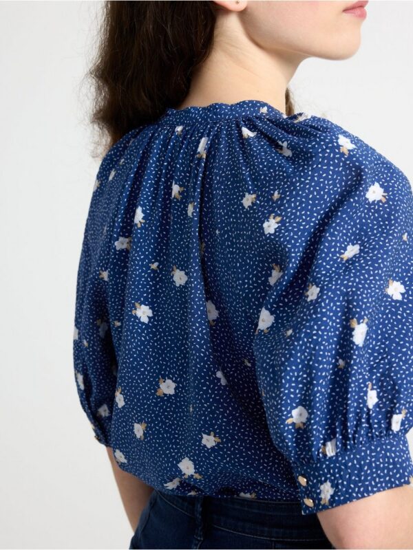 Blouse with puff sleeves - 8635675-7339