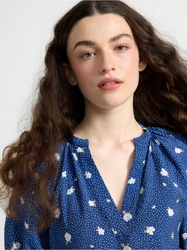 Blouse with puff sleeves - 8635675-7339