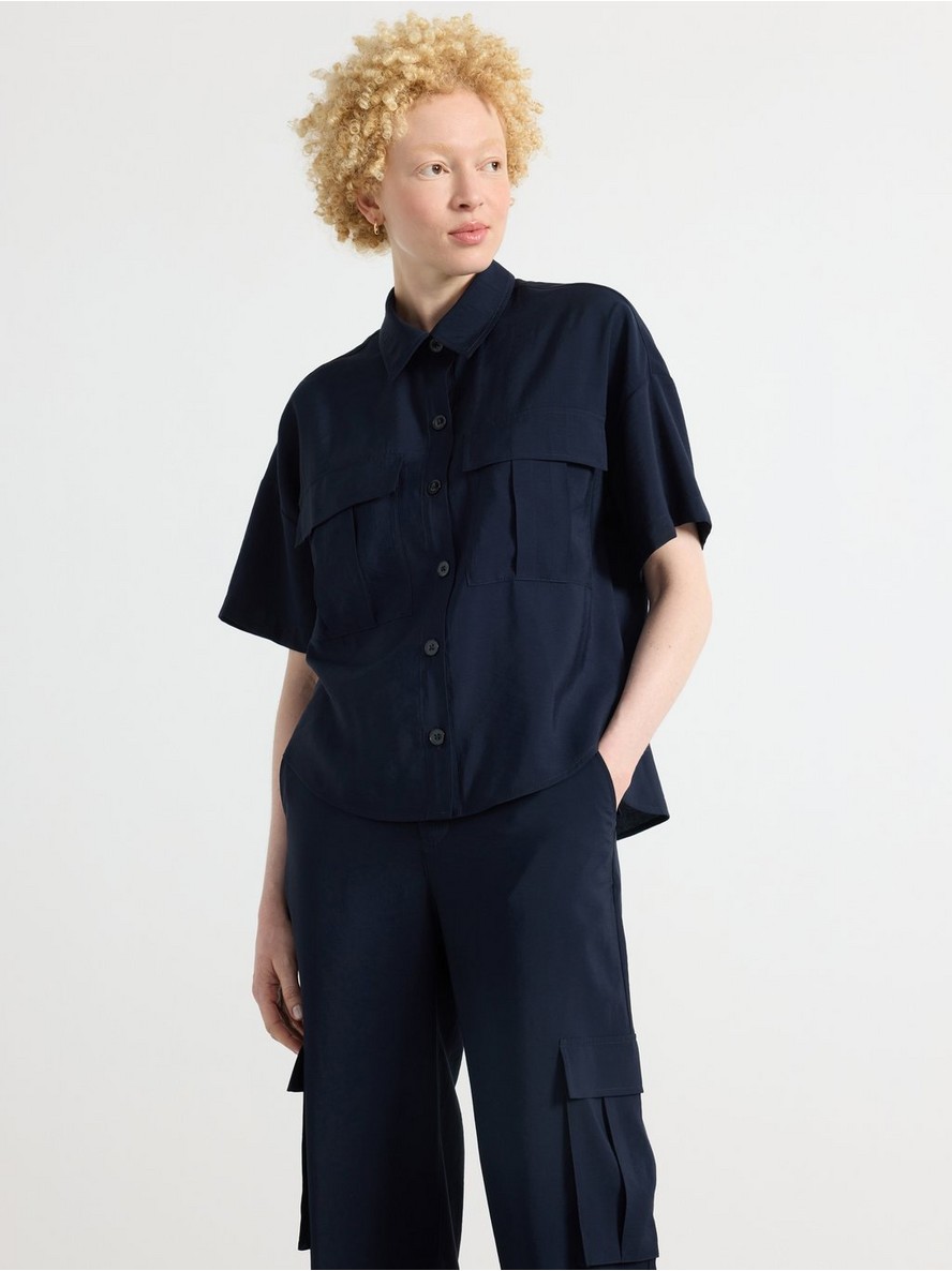 Kosulja – Short-sleeved shirt