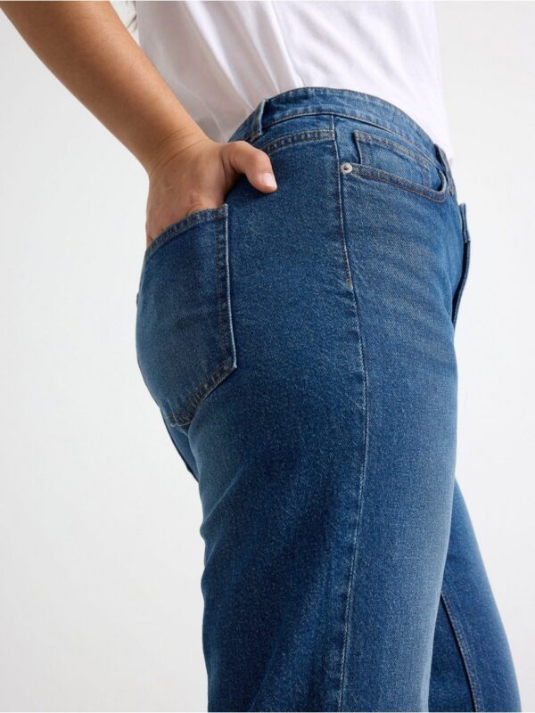 NEA Regular straight cropped jeans - 3001622-822