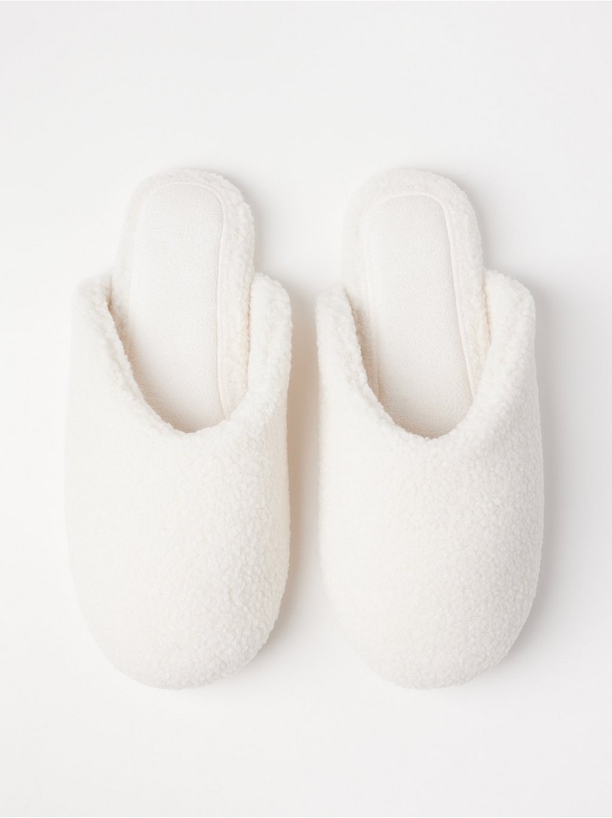 Papuce – Slippers in pile