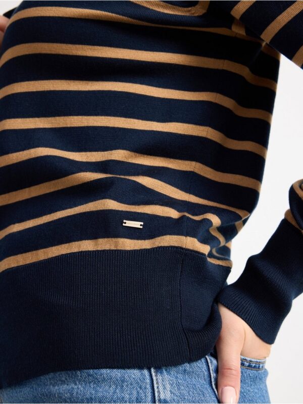 Fine-knitted cardigan - 3000084-2150