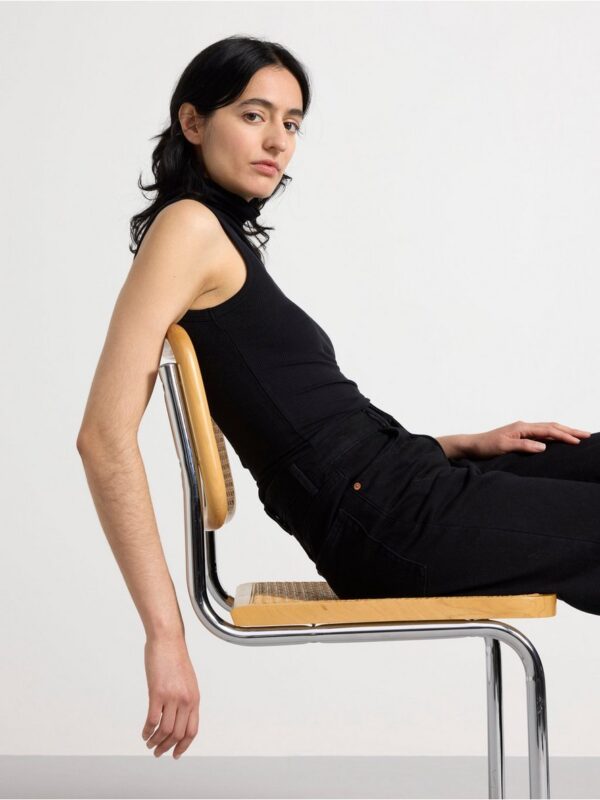 Sleeveless turtleneck top - 3001666-80